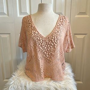 Leyendecker LA Salmon Crochet V-Neck Crop Cold Shoulder Top size 4